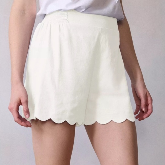 LC Lauren Conrad Pants - NWT LC Lauren Conrad Scalloped Shorts